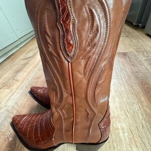 Rujo Boots, “The Cindy,” Tall Caiman Tail Heeled Cowboy Boots